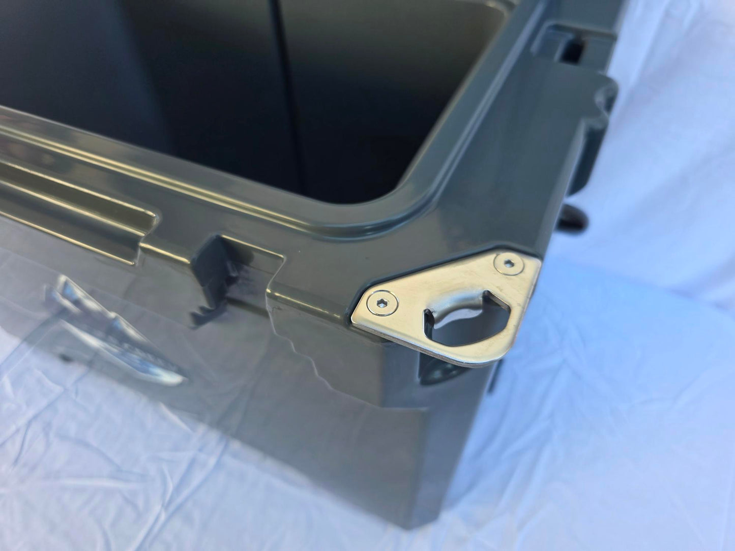 25 Qt Rotomolded Cooler