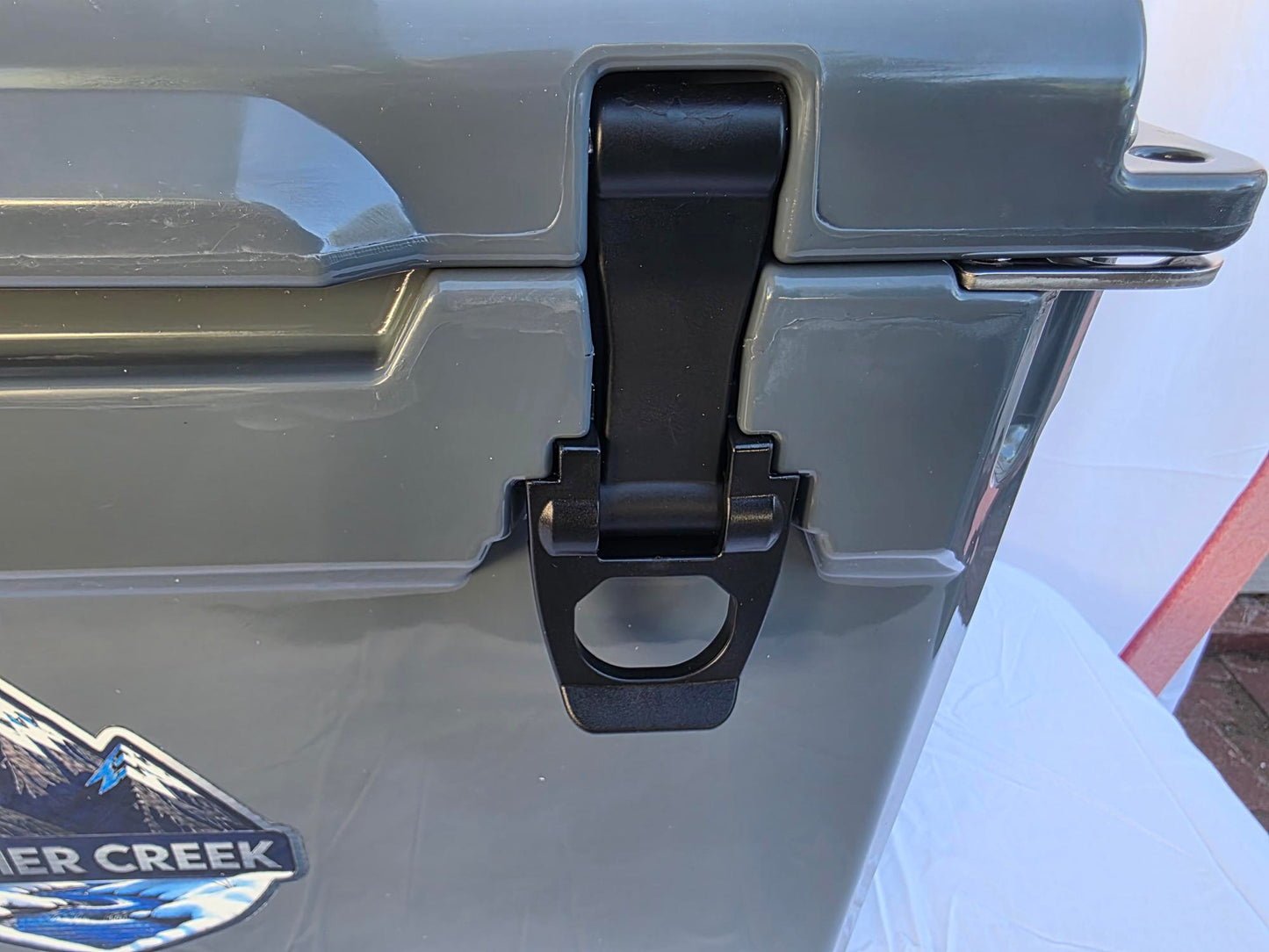 25 Qt Rotomolded Cooler