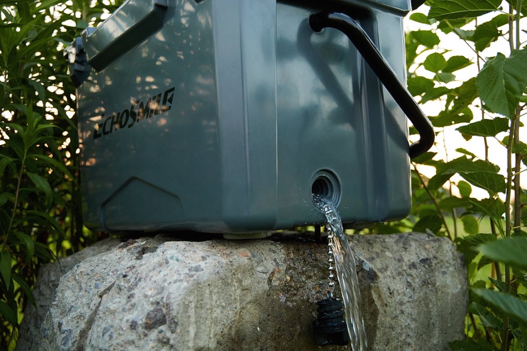 25 Qt Rotomolded Cooler