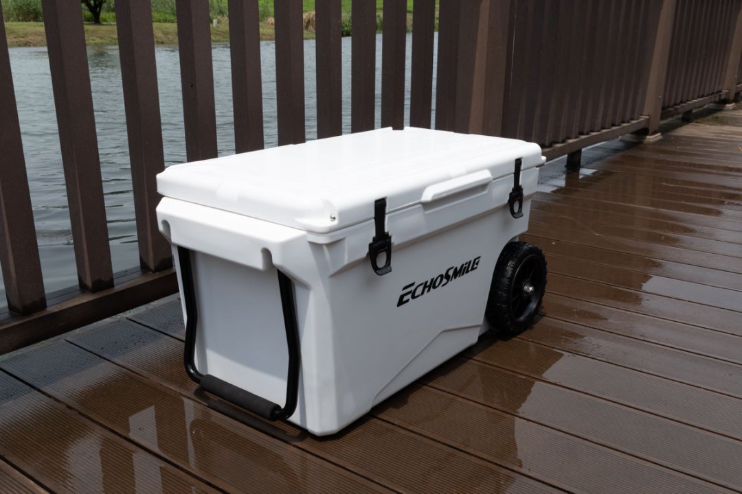60 Qt Rotomolded Rolling Cooler